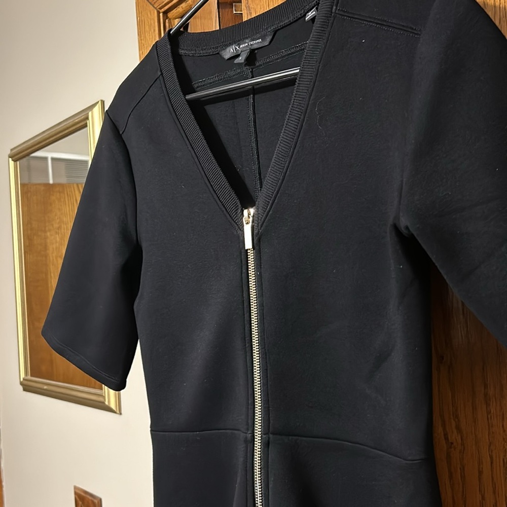 A / X Armani exchange S small gold zipper down the front black sweatshirt dress - Picture 5 of 8